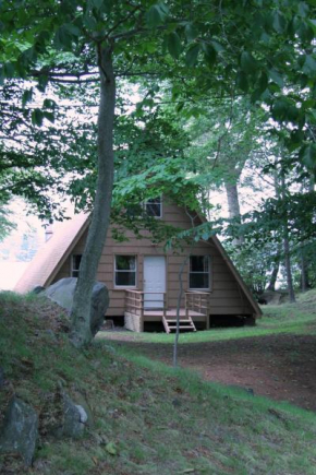 Captains Cabin - Cozy Cabin in Laurel Island